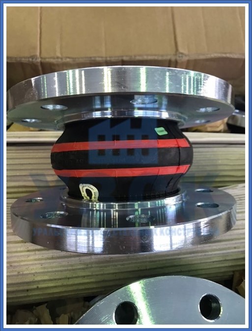 компенсатор резиновый фланцевый в Артеме